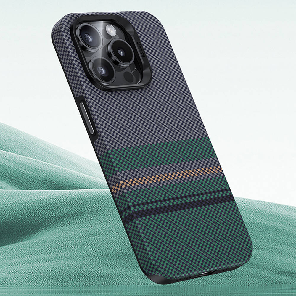 Apple iPhone 15 Pro Kılıf M-safe Şarj Özellikli Karbon Fiber Tasarımlı Benks Aurora ArmorPro Kevlar Kapak - Görsel 4