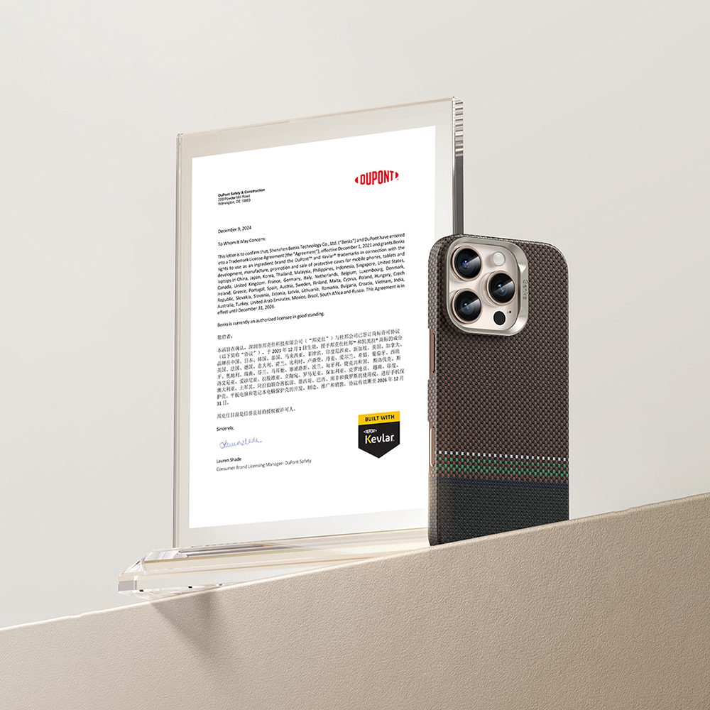 Apple iPhone 15 Pro Kılıf M-safe Şarj Özellikli Karbon Fiber Tasarımlı Benks Prestige ArmorAir Kevlar Kapak - Görsel 7
