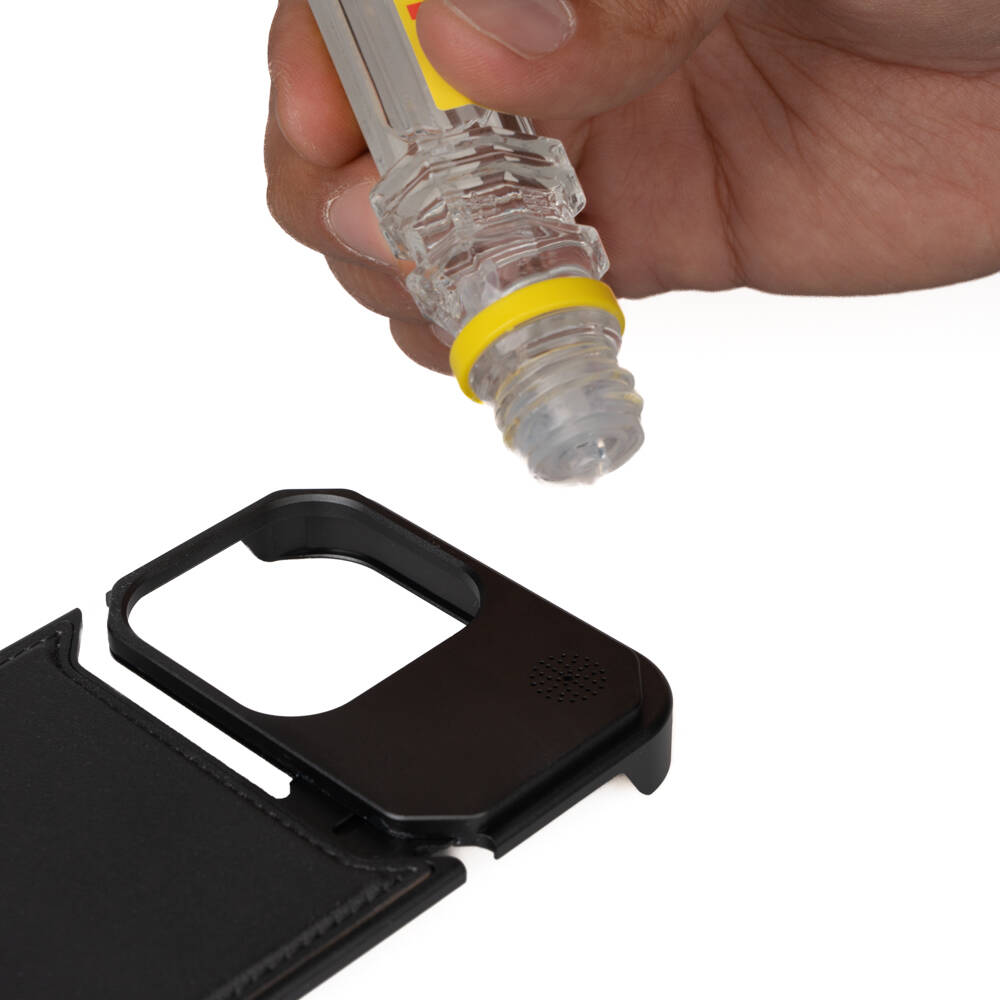 Apple iPhone 15 Pro Kılıf M-safe Şarj Özellikli Mekanizmalı Koku Hazneli Zore Mostar Kapak