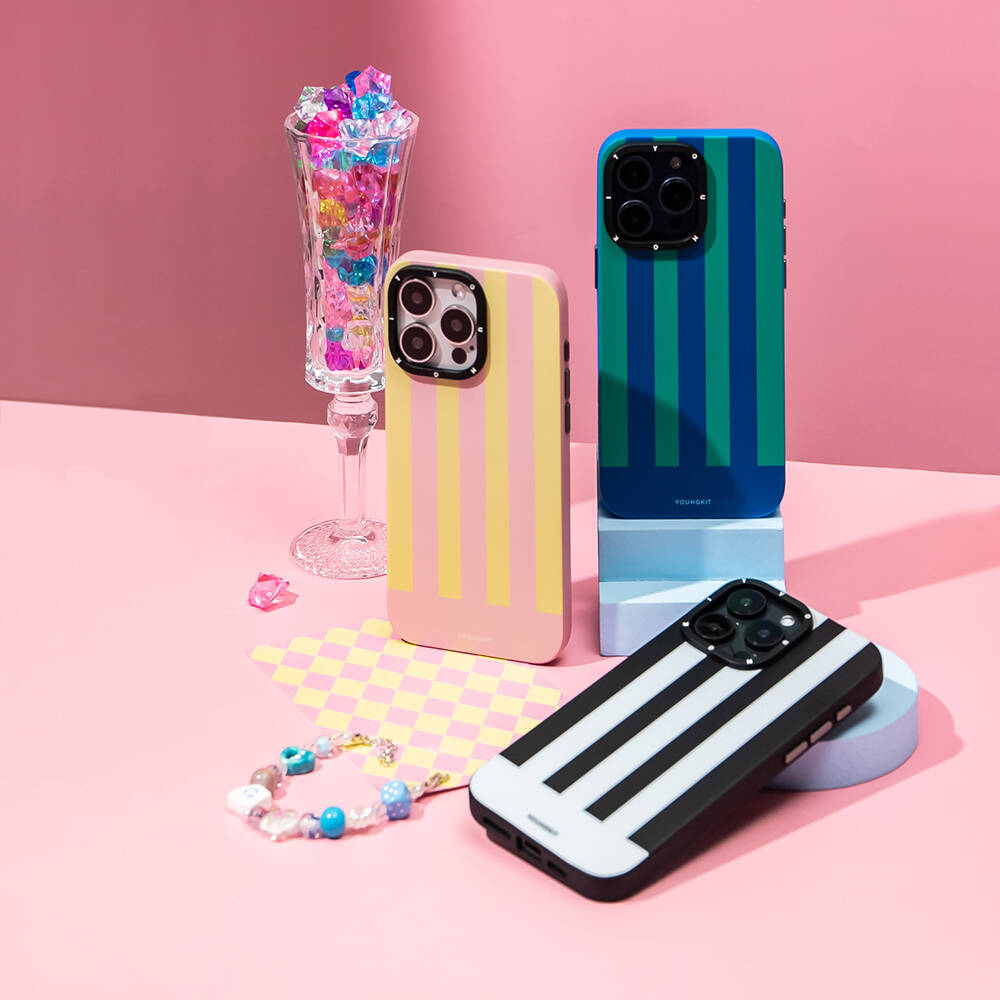 Apple iPhone 15 Pro Kılıf M-safe Şarj Özellikli Youngkit Striped Piano Keys Serisi Kapak - Görsel 11