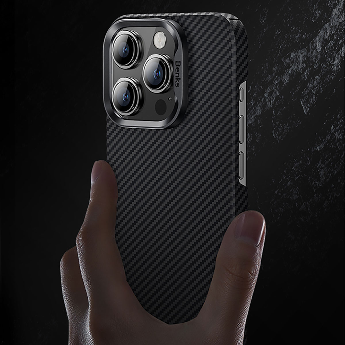 Apple iPhone 15 Pro Max Kılıf M-safe Özellikli Karbon Fiber Benks Essential ArmorAir 600D Kevlar Kapak - Görsel 11