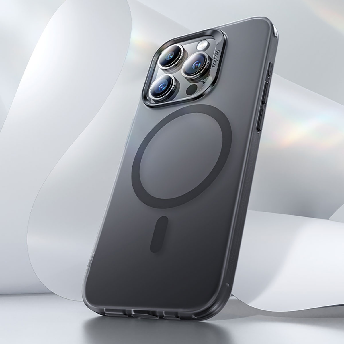 Apple iPhone 15 Pro Max Kılıf M-safe Şarj Özellikli Benks Lucid Armor Kapak