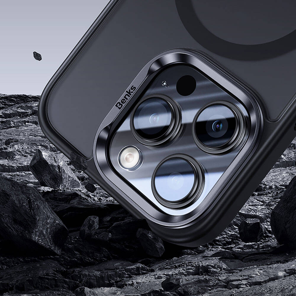 Apple iPhone 15 Pro Max Kılıf M-safe Şarj Özellikli Benks Mist Protective Kapak