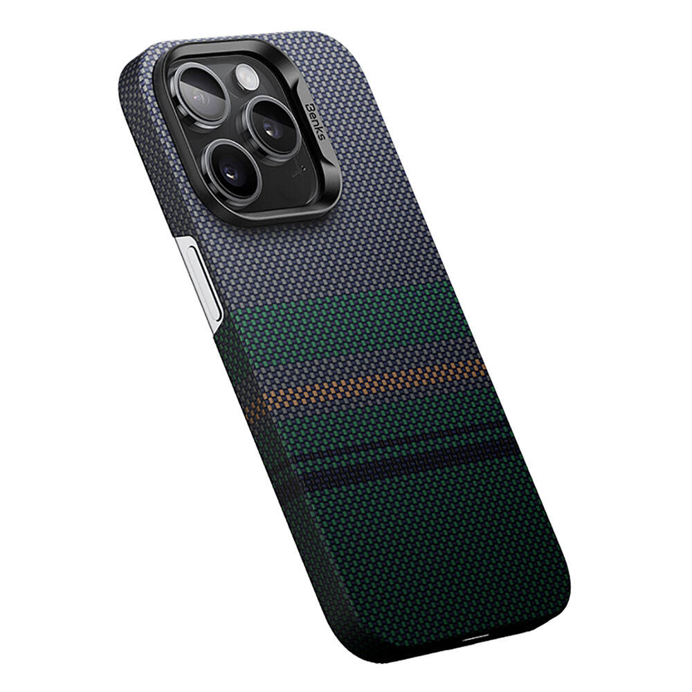 Apple iPhone 15 Pro Max Kılıf M-safe Şarj Özellikli Karbon Fiber Tasarımlı Benks Aurora ArmorAir Kevlar Kapak