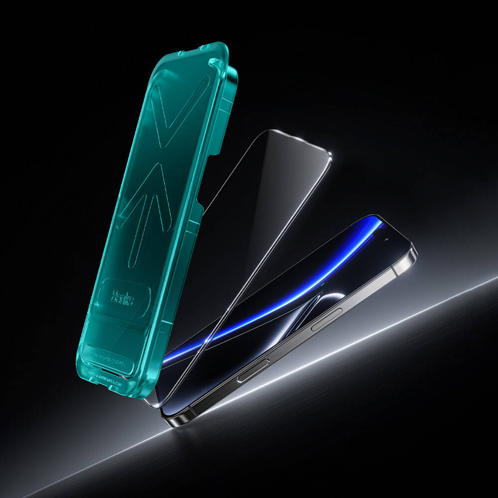 Apple iPhone 16 Pro Benks Glass Warrior Safir Coating 0.9mm Kenarları Dayanıklaştırılmış Cam Ekran Koruyucu + Kolay Uygulama Aparatı - Görsel 13