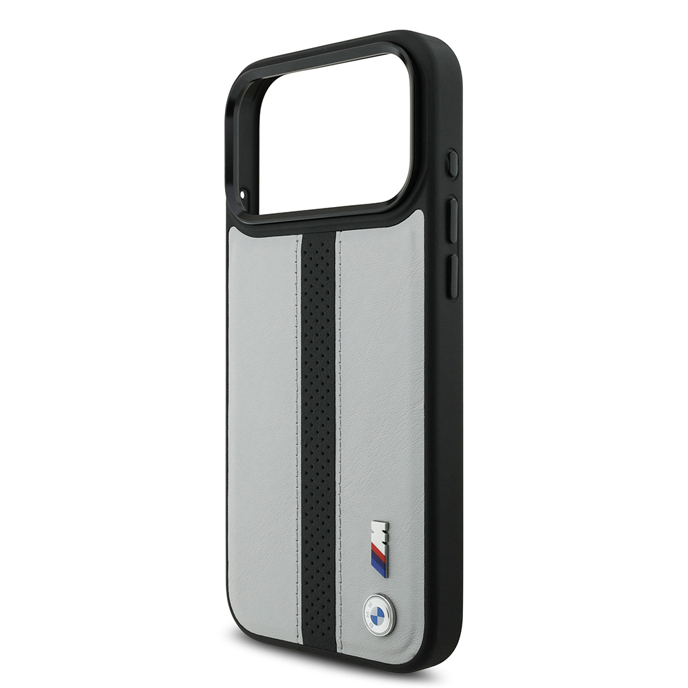Apple iPhone 17 Pro Kılıf BMW Orjinal Lisanslı M-safe Şarj Özellikli Deri Arka Yüzey Metal Logolu Delikli Şerit Tasarımlı Kapak - Görsel 6