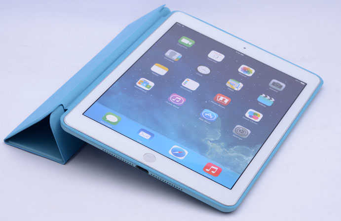 Apple iPad 9.7 2017 (5.Nesil) Zore Orjinal Standlı Kılıf - Görsel 4
