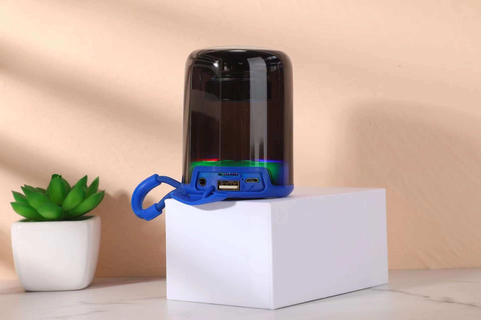 Zore TG314 Ayarlanabilir RGB Işıklı Bluetooth Hoparlör Speaker - Görsel 3