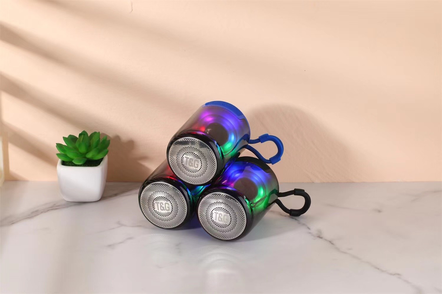 Zore TG314 Ayarlanabilir RGB Işıklı Bluetooth Hoparlör Speaker - Görsel 5